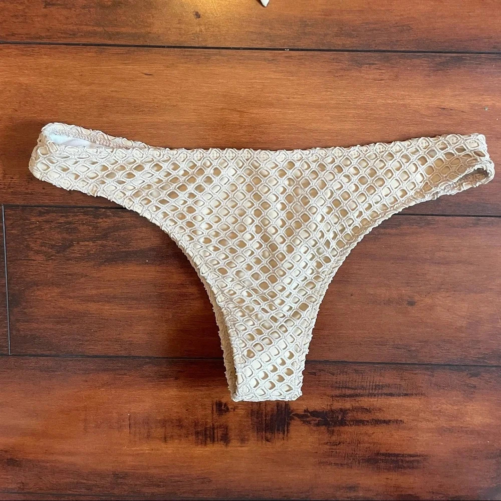 Nude Fishnet Bikini Cheeky High Leg Bottoms Criss Cross Top Size Large - Picture 10 of 14
